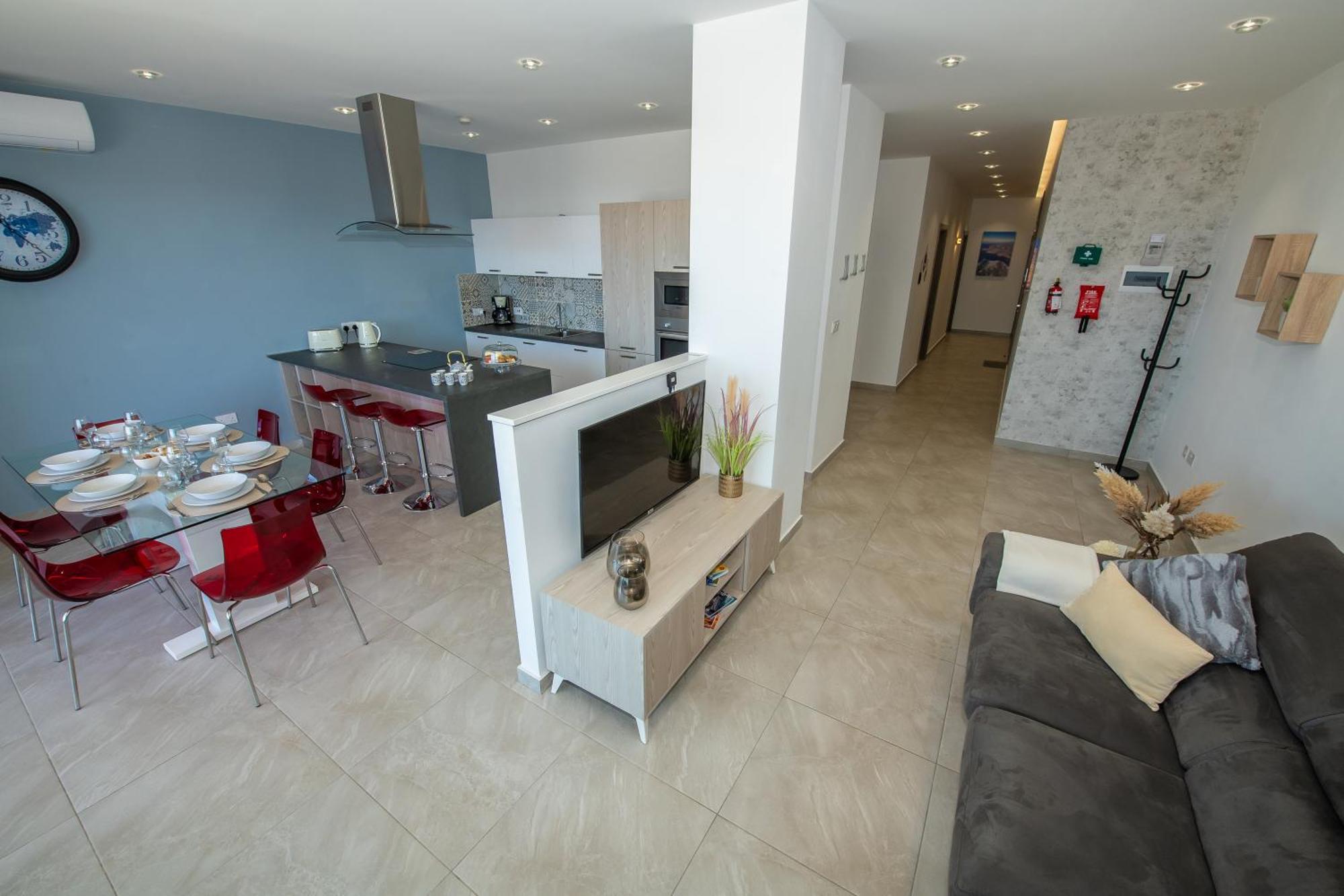 Clifftop Modern Apartment Mellieha Exterior photo