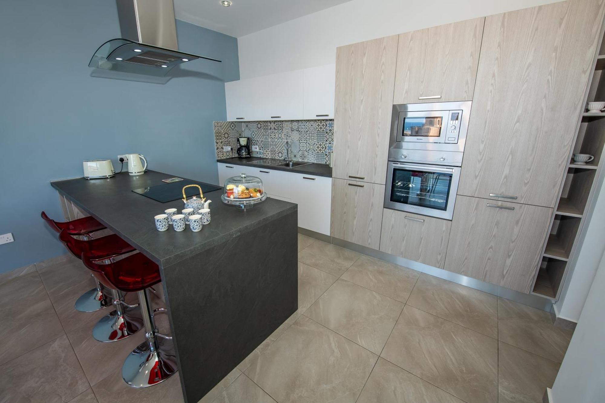 Clifftop Modern Apartment Mellieha Exterior photo